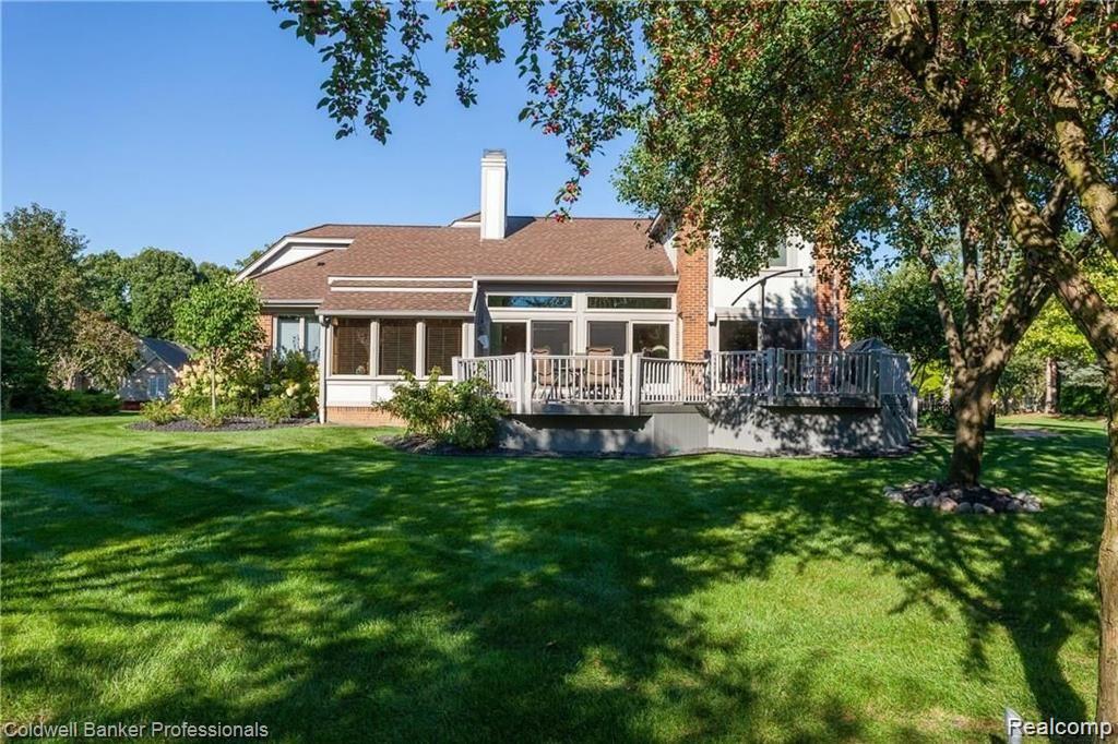 989 ELMSMERE Drive, Northville, MI 48167 — Photo 37