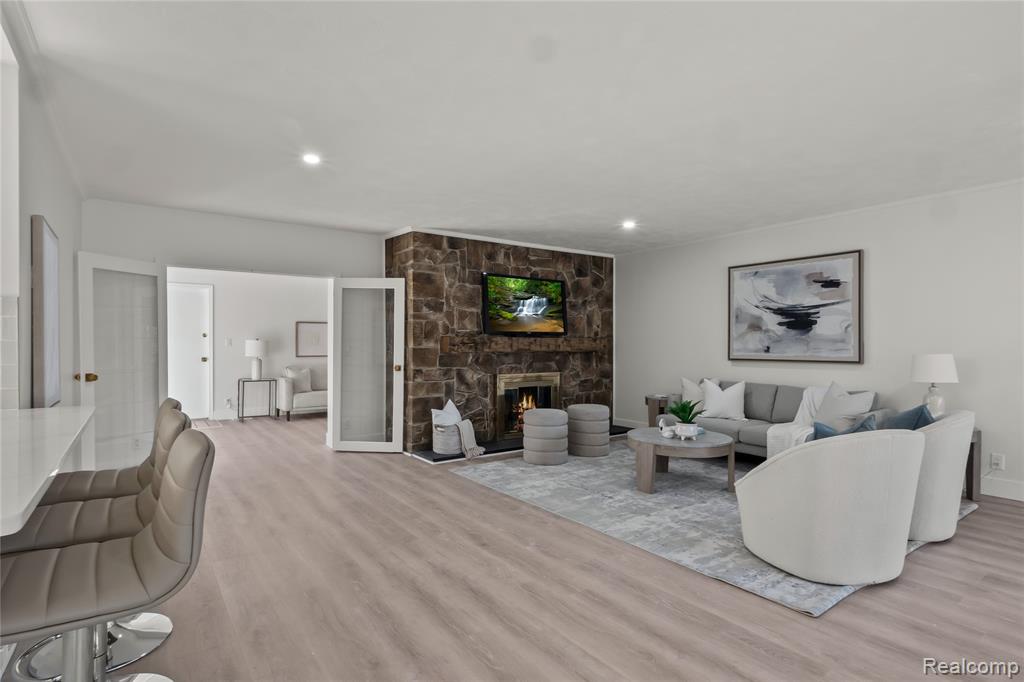 6440 Andersonville Road, Waterford, MI 48329 — Photo 9