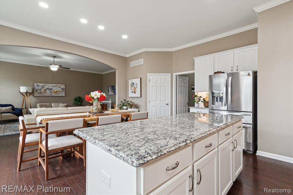 61082 SHAYA Boulevard, South Lyon, MI 48178 — Photo 21