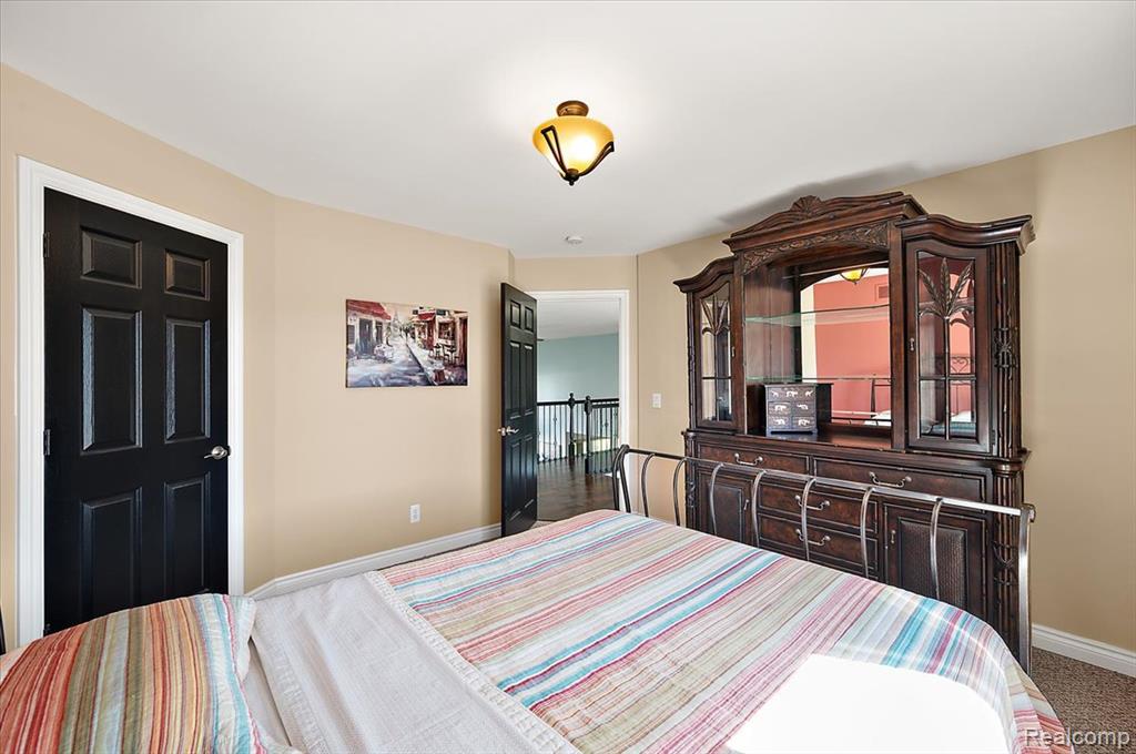 49931 Shelby Creek Drive, Utica, MI 48317 — Photo 42