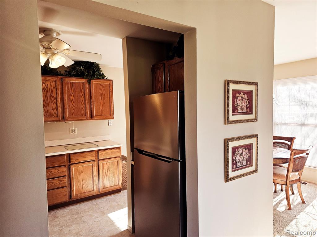 40703 Newport Dr, 249, Plymouth, MI 48170 — Photo 10