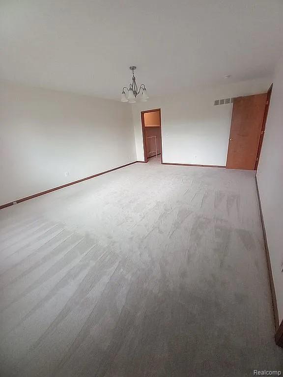 47630 Robins Nest Drive, Utica, MI 48315 — Photo 15