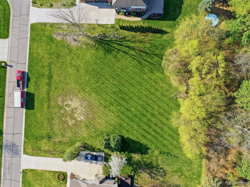 4672 Woodland Hills Drive, Rochester, MI 48306 — Photo 4
