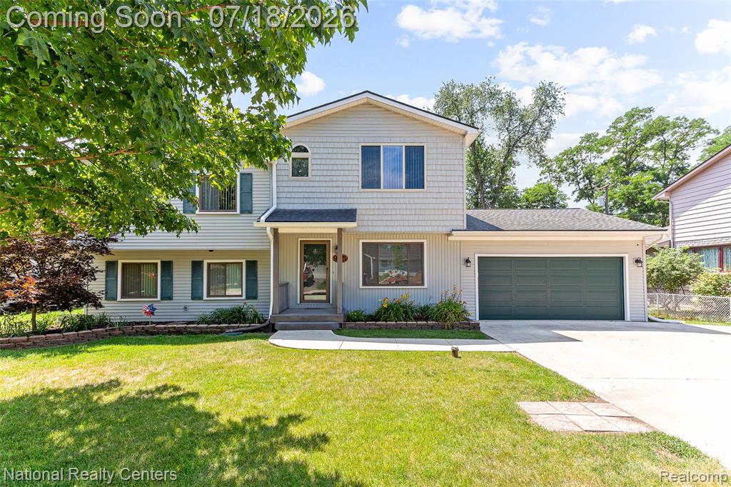9175 Pennfield Avenue, White Lake, MI — front exterior
