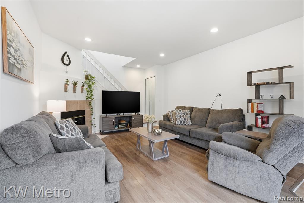 7072 Green Farm Road, West Bloomfield, MI — Photo 6
