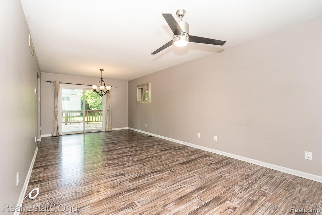 668 Sherry Drive, Lake Orion, MI 48362 — Photo 5