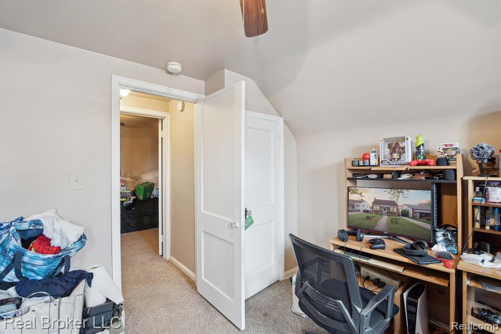 973 FORD Boulevard, Lincoln Park, MI 48146 — Photo 11