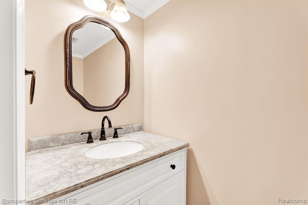 1805 Wickham Street, Royal Oak, MI 48073 — Photo 17