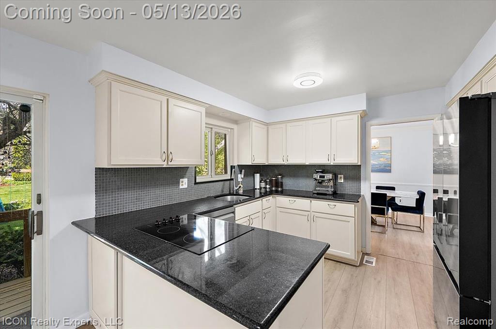 2720 Bridle Road, Bloomfield Hills, MI 48304 — Photo 8