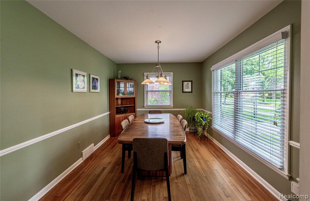 4220 Arlington Drive, Royal Oak, MI 48073 — Photo 16