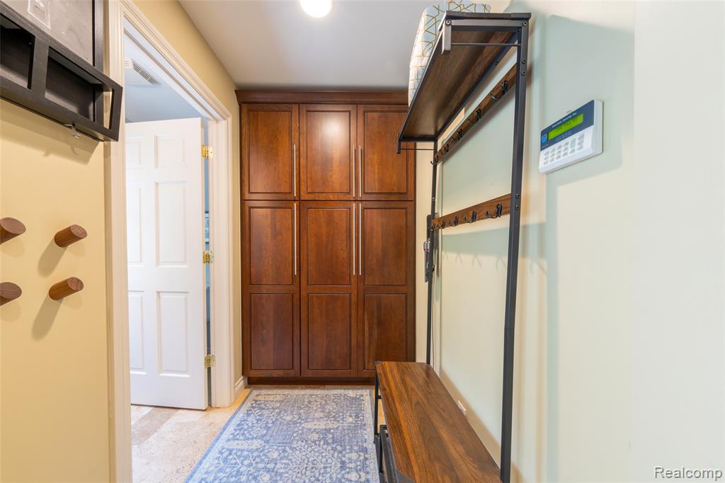 828 Westchester Road, Grosse Pointe Park, MI 48230 — Photo 11