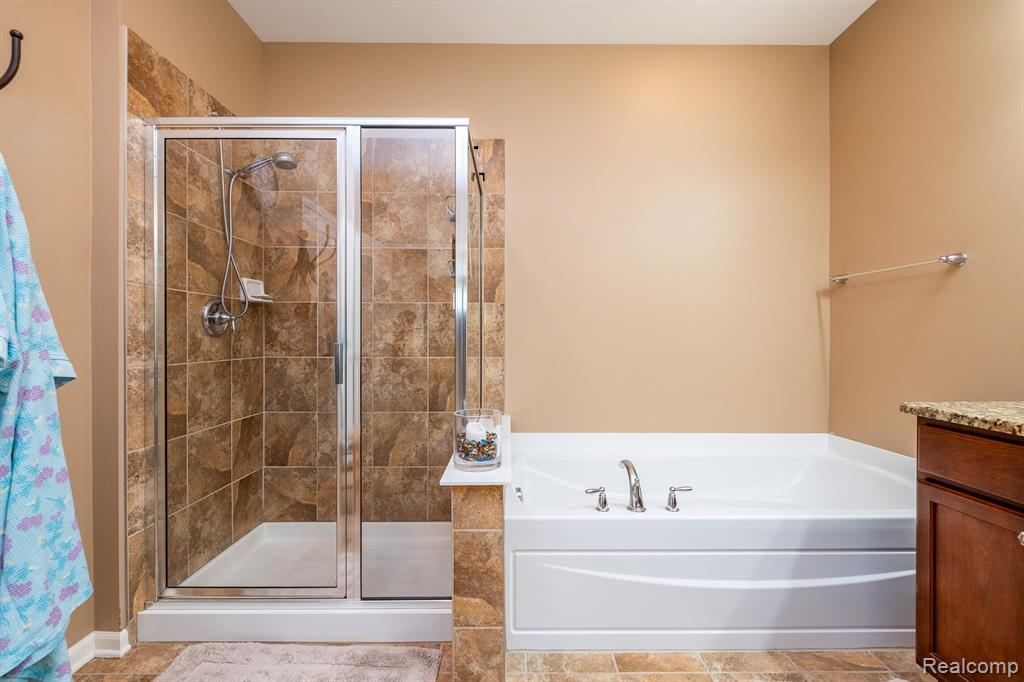 49290 FREESTONE Drive, Northville, MI 48168 — Photo 27