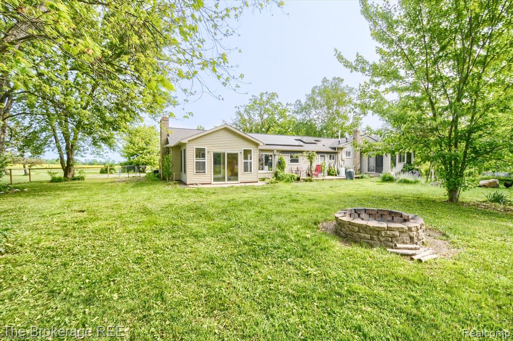 11305 Cook Road, Gaines Vlg, MI 48436 — Photo 40