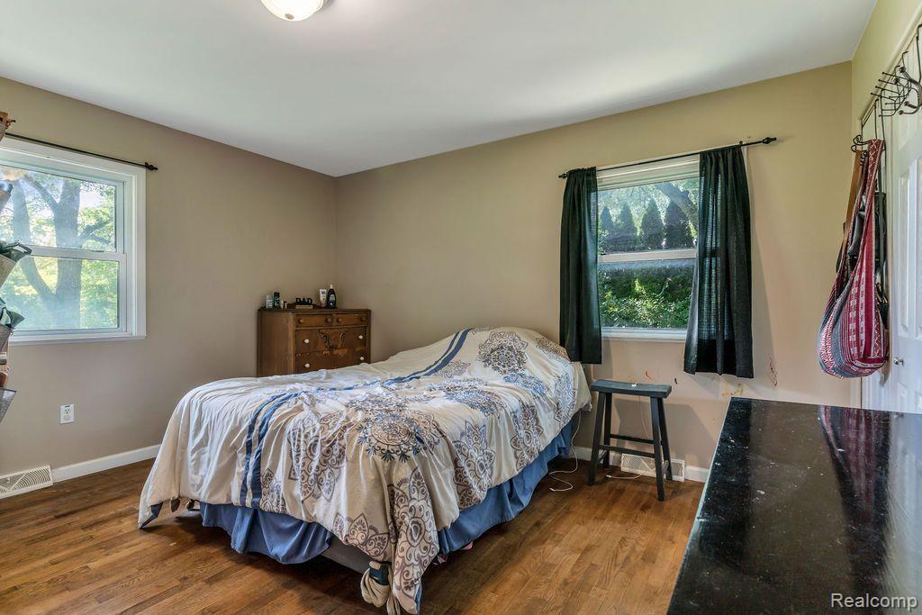 6481 DAVISON Road, Burton, MI 48509 — Photo 18