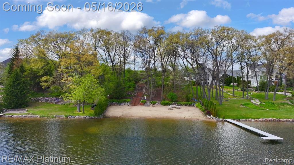 5043 Oak Bluff Court, Howell, MI 48843 — Photo 41