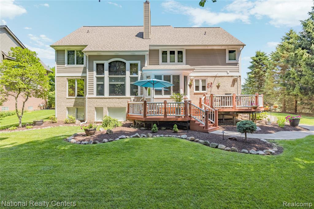 4577 Darlene Drive, Commerce Twp, MI 48382 — Photo 5