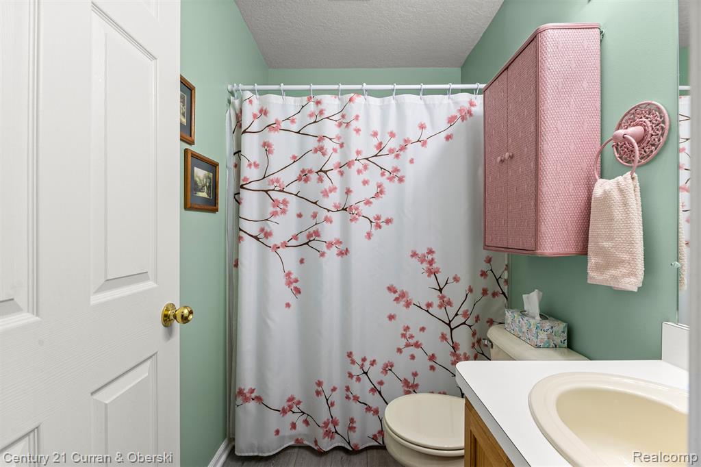 23311 Redman Court, 35, Trenton, MI 48183 — Photo 13