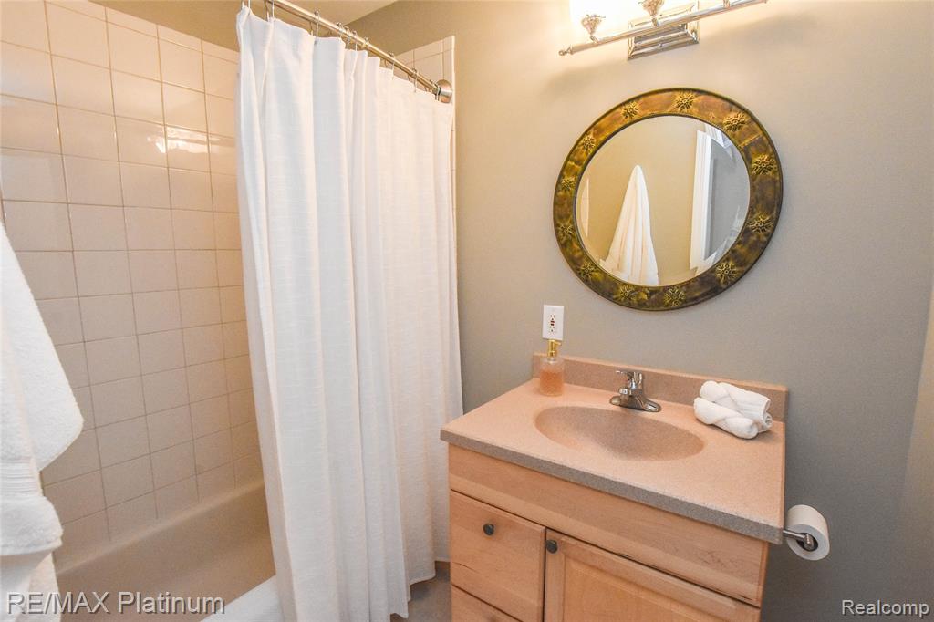 841 HURLEY Drive, Howell, MI 48843 — Photo 53