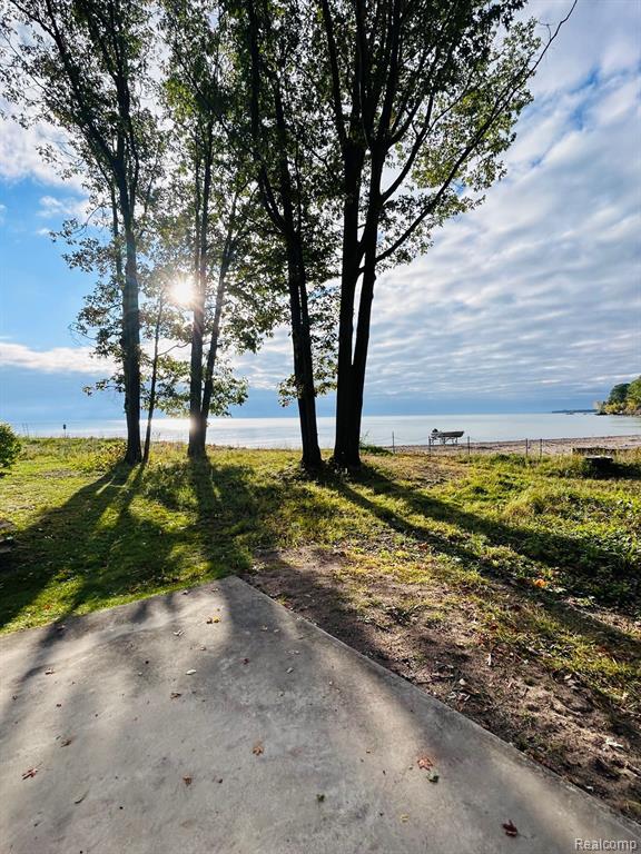 6103 LAKESHORE Road, 122, Lexington, MI 48450 — Photo 7