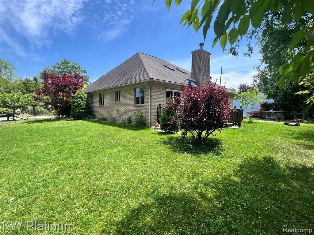514 S Belle River Avenue, Marine, MI — Photo 18