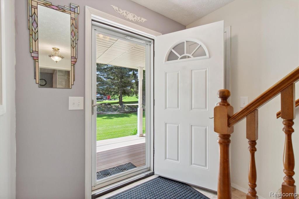 898 ROWLAND Road, Leonard, MI 48367 — Photo 9