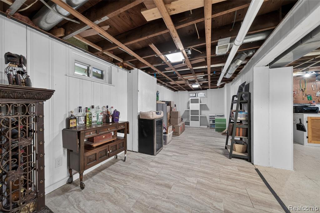 1430 Benvenue Street, Sylvan Lake, MI 48320 — Photo 59
