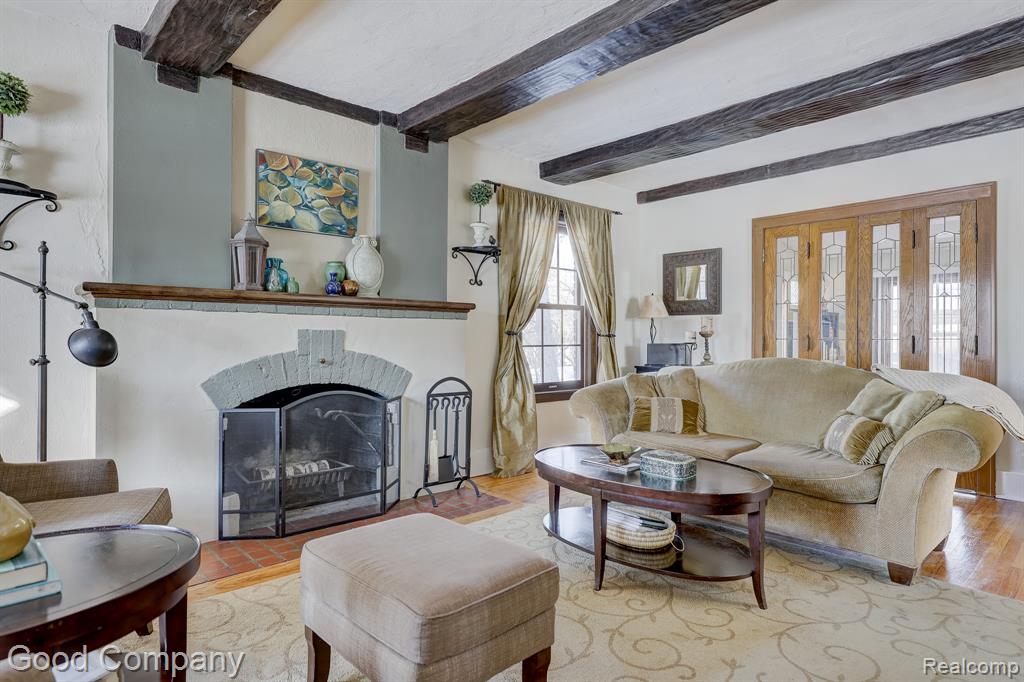 18930 Hillcrest Street, Beverly Hills, MI 48025 — Photo 11