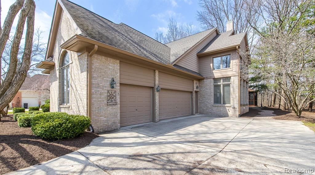7252 Autumn Hill Drive, West Bloomfield, MI 48323 — Photo 58
