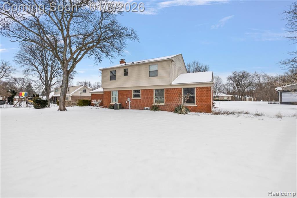 52330 Scotch Pine Court, Shelby Twp, MI 48316 — Photo 6