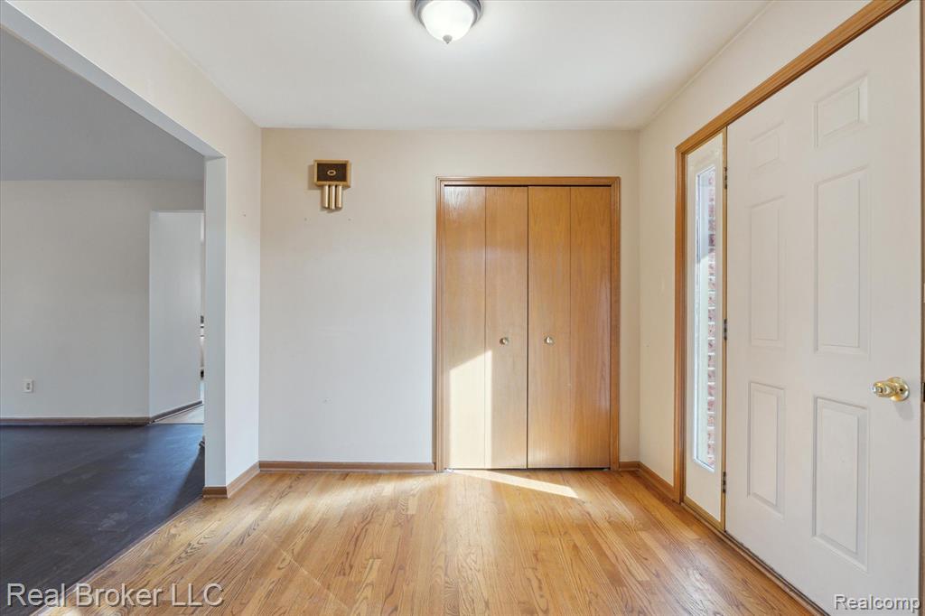 47095 STONY BROOK Drive, Macomb, MI 48044 — Photo 6