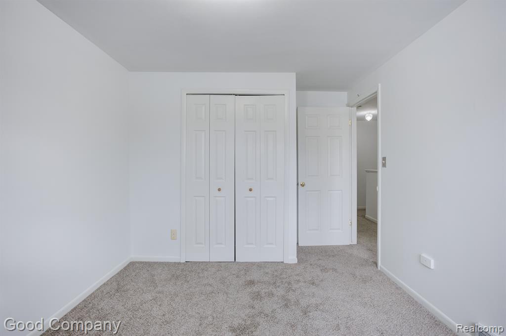 45756 KENSINGTON Street, 319, Utica, MI 48317 — Photo 16