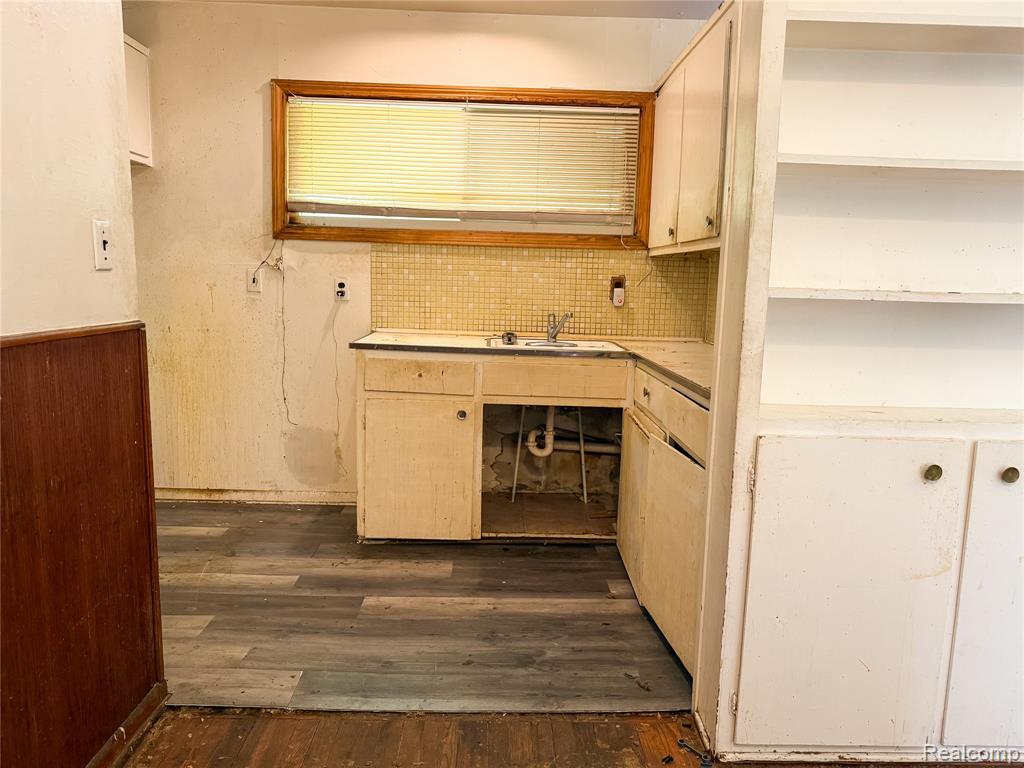 1965 S Annabelle Street, Detroit, MI 48217 — Photo 7