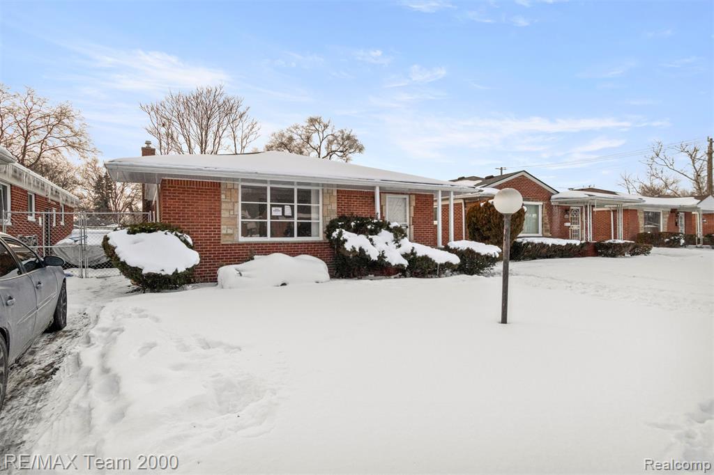 20295 Huntington Road, Detroit, MI 48219 — Photo 2