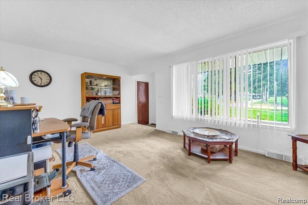 6083 WALDON Road, Clarkston, MI — Photo 11