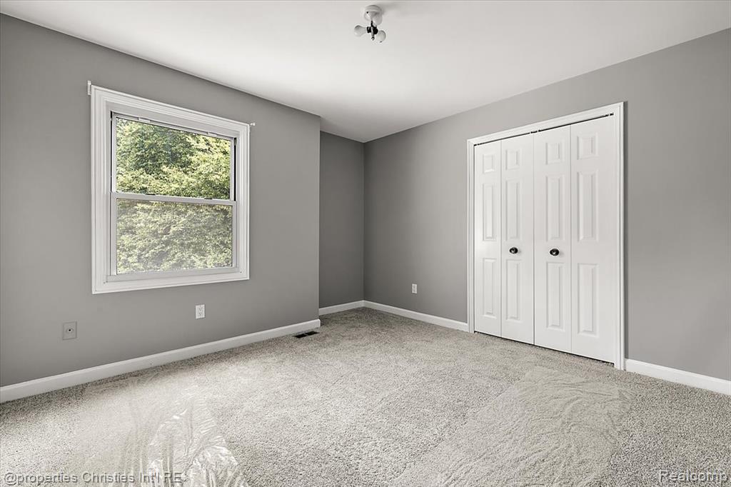 4069 Harbor Vista Drive, Orchard Lake Village, MI 48323 — Photo 37