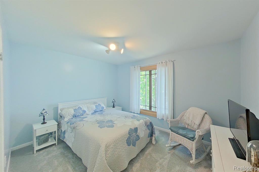 857 HURLEY Drive, Howell, MI 48843 — Photo 23