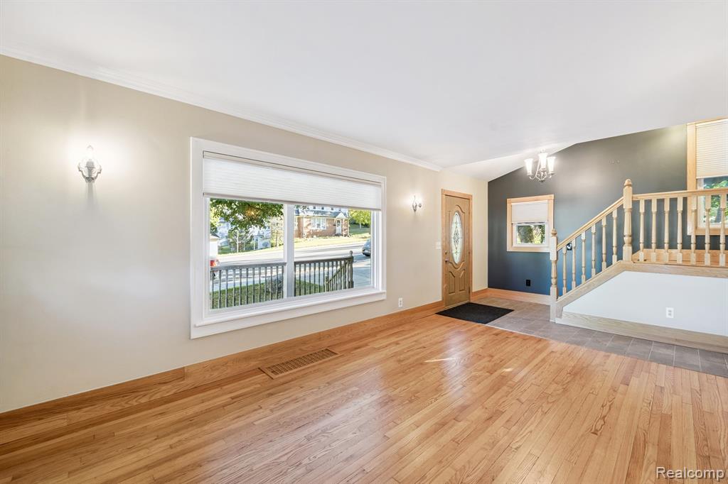624 E Main Street, Brighton, MI 48116 — Photo 19