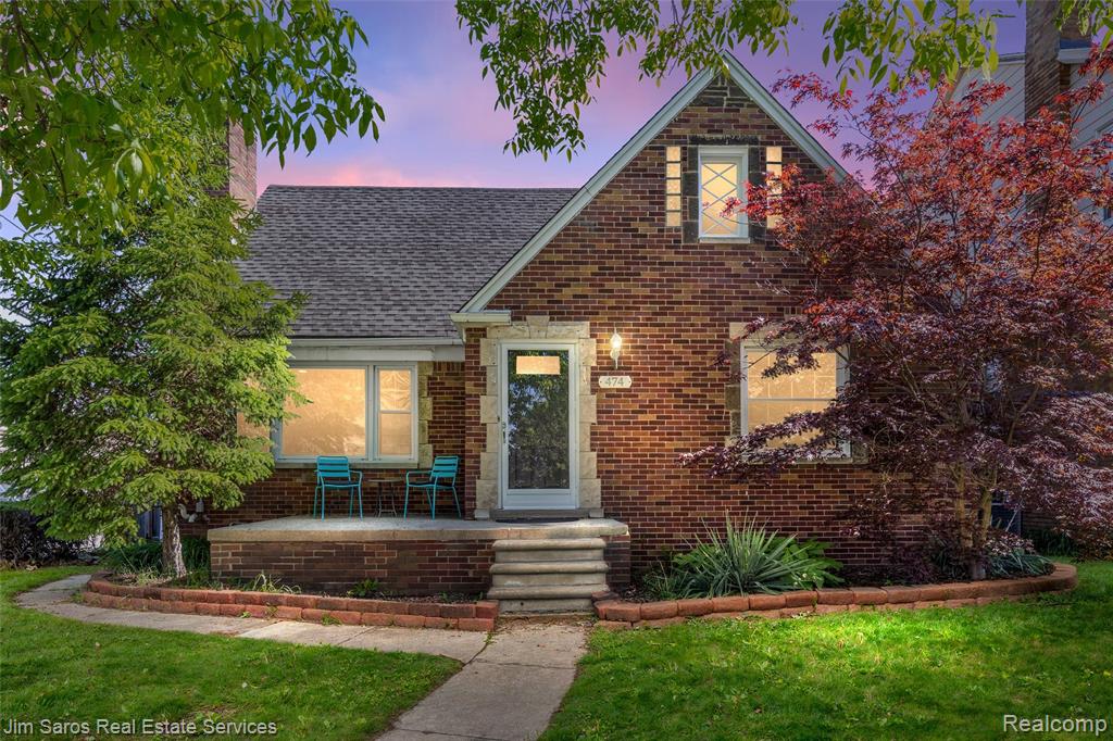 474 Madison Street, Grosse Pointe, MI 48236