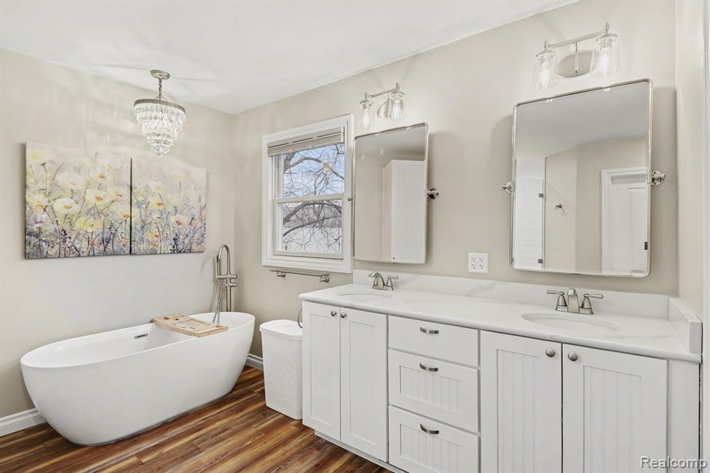 4372 Lamson Drive, Waterford, MI 48329 — Photo 26