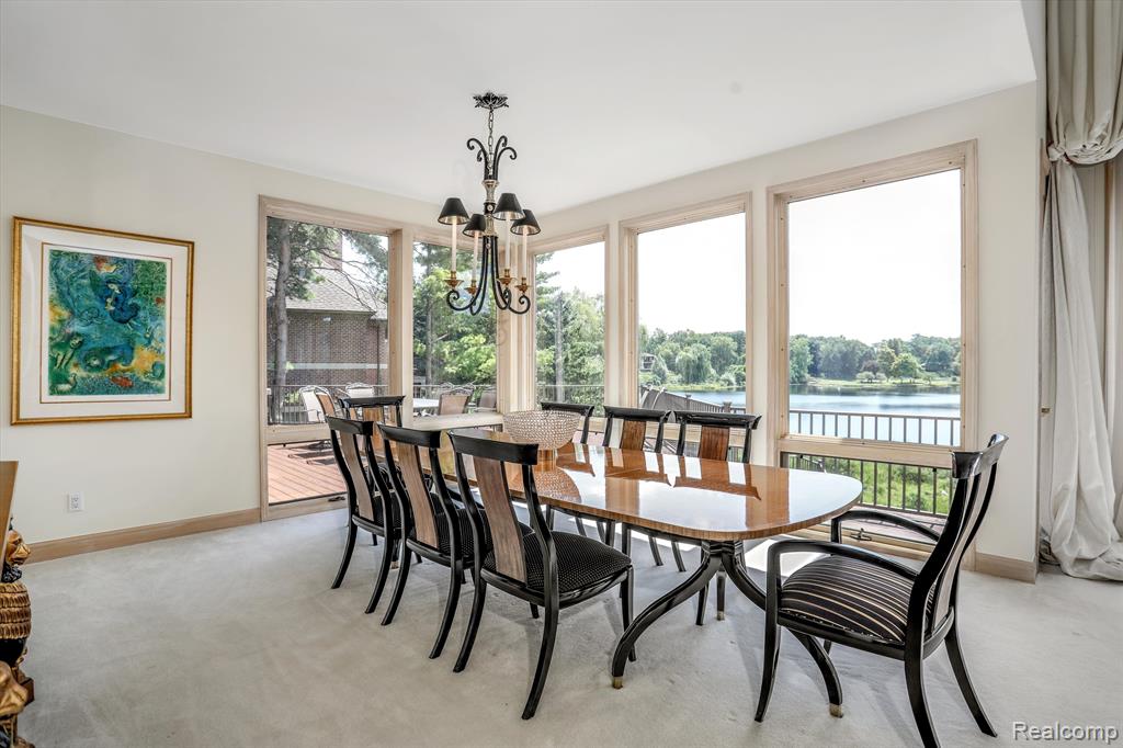 4733 W WICKFORD, Bloomfield Hills, MI 48302 — Photo 15