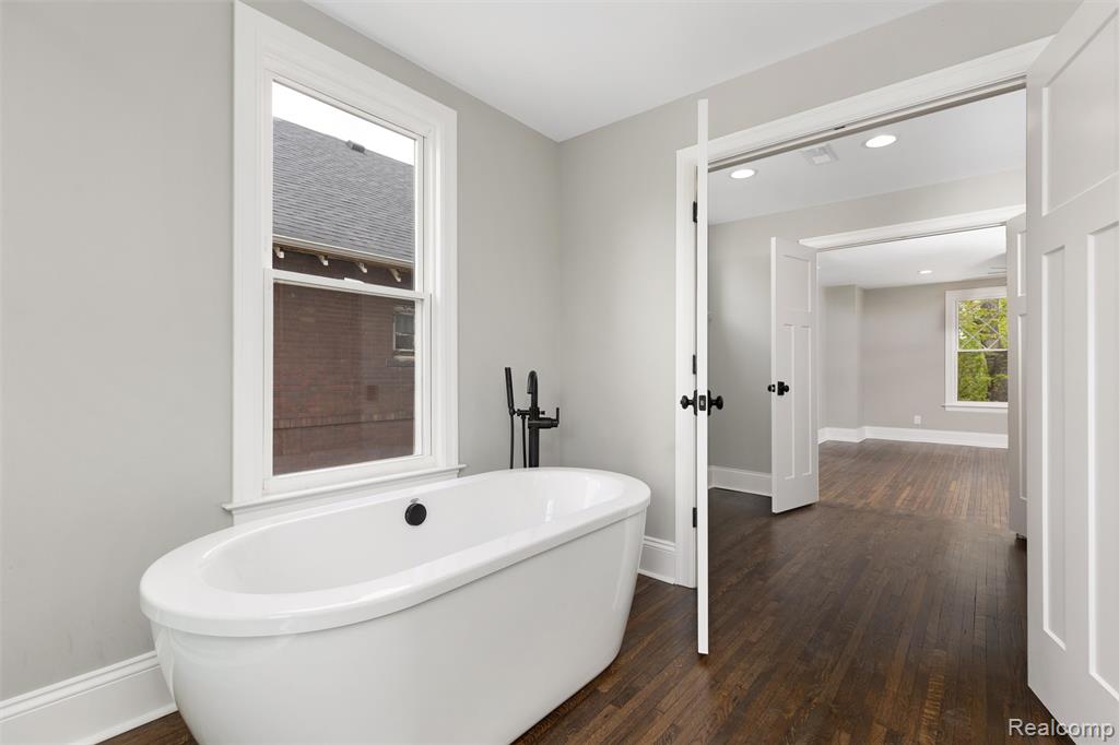 97 Delaware Street, Detroit, MI 48202 — Photo 24