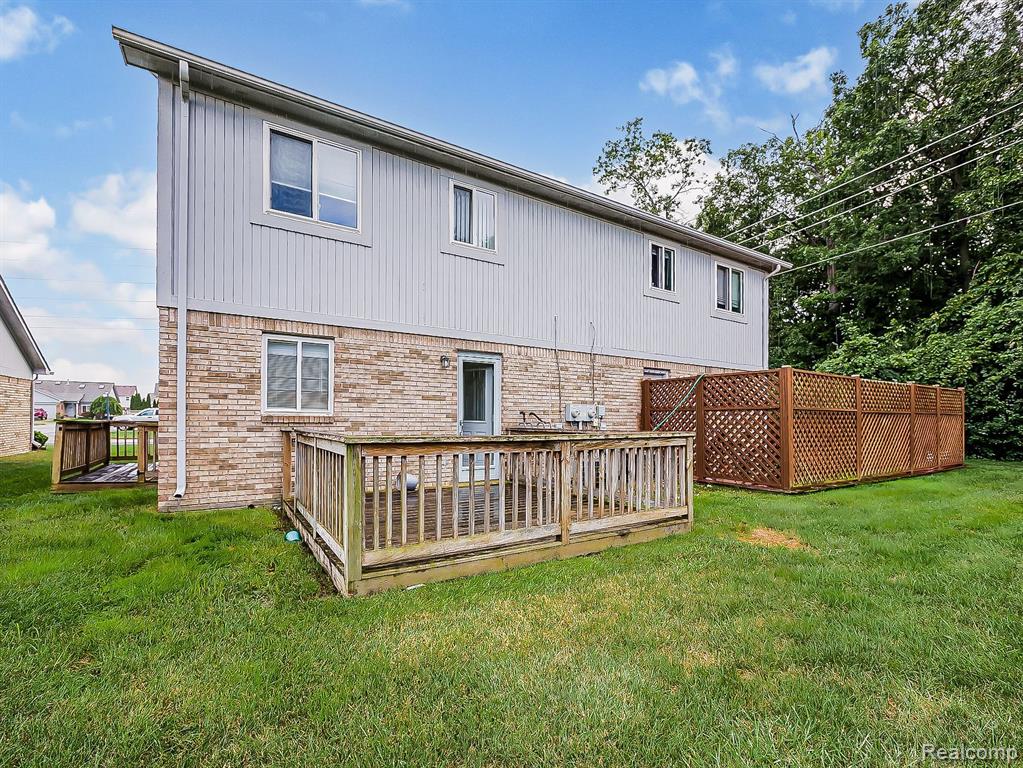 23490 STOFLET Lane, Trenton, MI 48183 — Photo 19