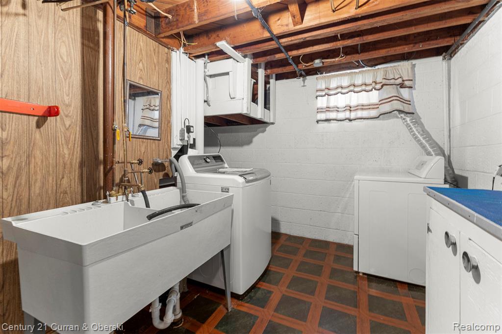 7055 Freda Street, Dearborn, MI 48126 — Photo 17