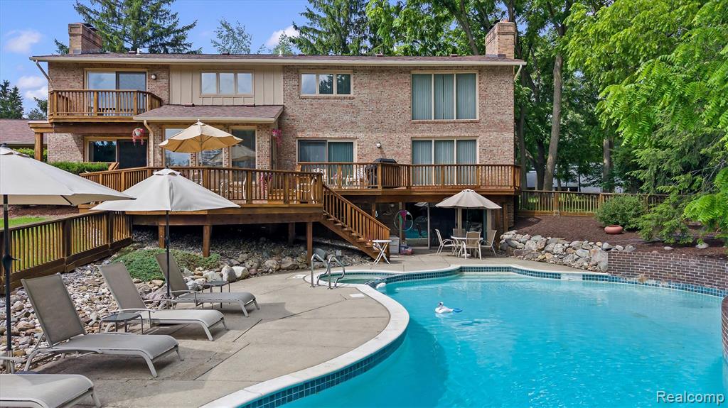 5863 Seville Circle, Orchard Lake Village, MI 48324 — Photo 6