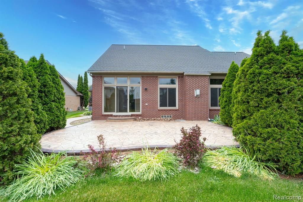 47248 Malburg Way Drive, Macomb, MI 48044 — Photo 7