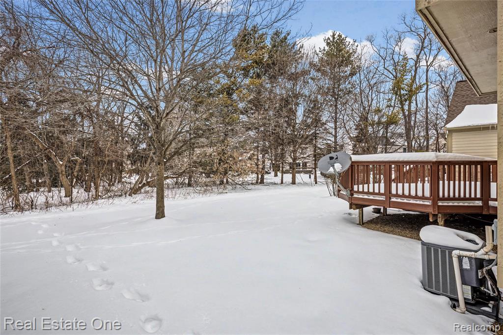 773 Red Maple Lane, Wixom, MI 48393 — Photo 35