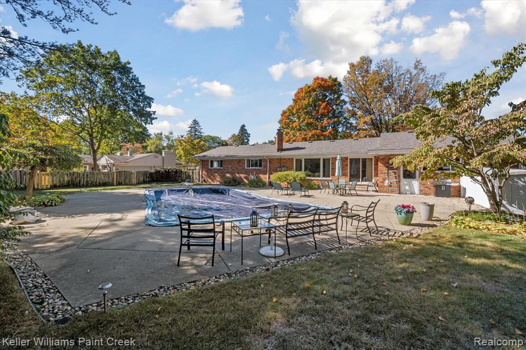 952 Dursley Road, Bloomfield Hills, MI 48304 — Photo 49