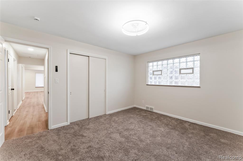 19300 Greydale Avenue, Detroit, MI 48219 — Photo 21