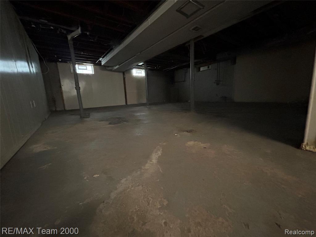 6390 Archdale Street, Detroit, MI 48228 — Photo 30