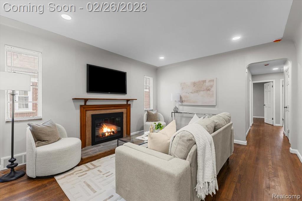 19134 Mallina Street, Grosse Pointe, MI 48236 — Photo 2